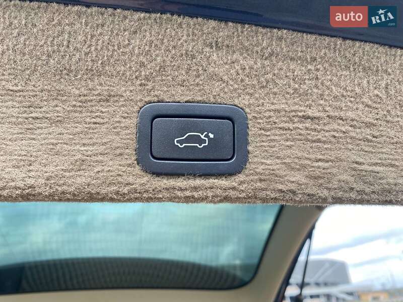 Позашляховик / Кросовер Volvo XC60 2011 в Новояворівську