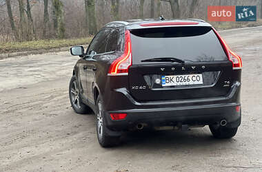 Внедорожник / Кроссовер Volvo XC60 2012 в Березному