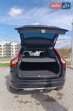 Внедорожник / Кроссовер Volvo XC60 2015 в Львове