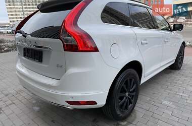 Внедорожник / Кроссовер Volvo XC60 2016 в Киеве