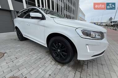 Внедорожник / Кроссовер Volvo XC60 2016 в Киеве