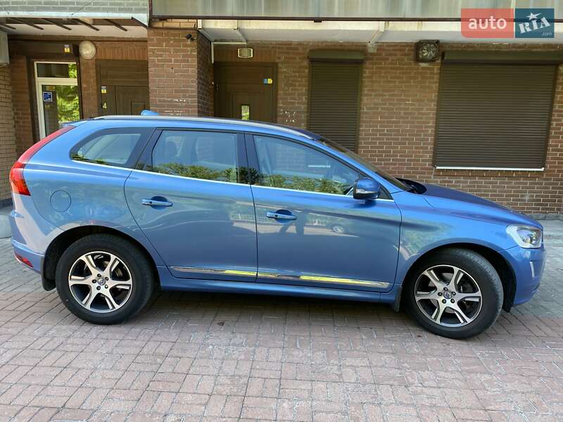 Volvo XC60 2015
