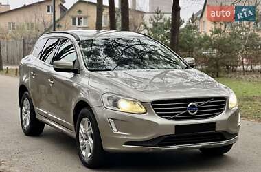 Позашляховик / Кросовер Volvo XC60 2015 в Києві