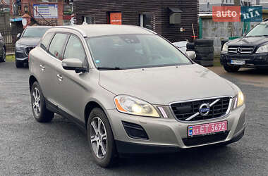 Позашляховик / Кросовер Volvo XC60 2013 в Рівному