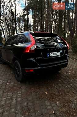 Внедорожник / Кроссовер Volvo XC60 2011 в 