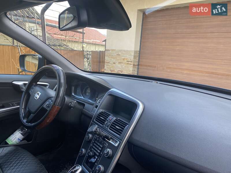 Внедорожник / Кроссовер Volvo XC60 2014 в Теребовле