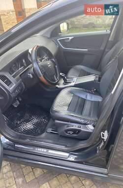 Внедорожник / Кроссовер Volvo XC60 2014 в 