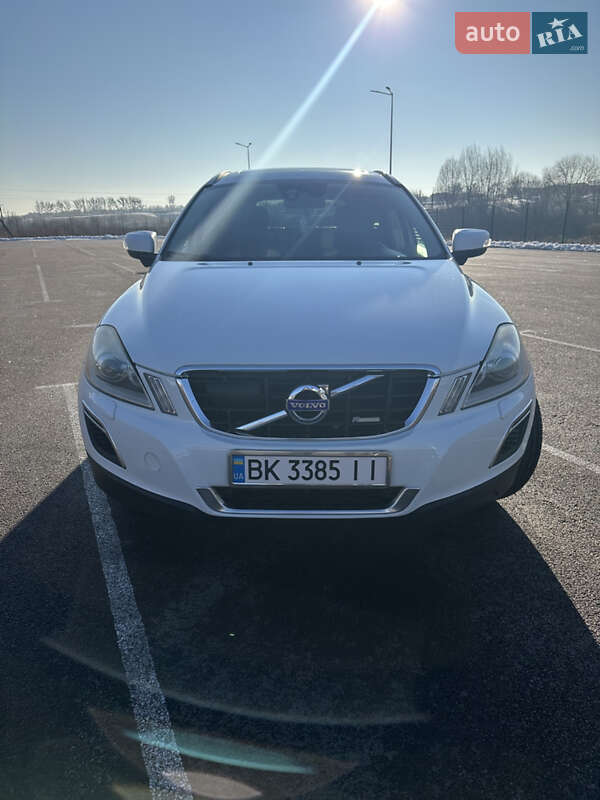 Позашляховик / Кросовер Volvo XC60 2012 в Рівному