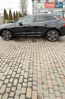 Внедорожник / Кроссовер Volvo XC60 2020 в Ровно