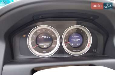 Внедорожник / Кроссовер Volvo XC60 2012 в 
