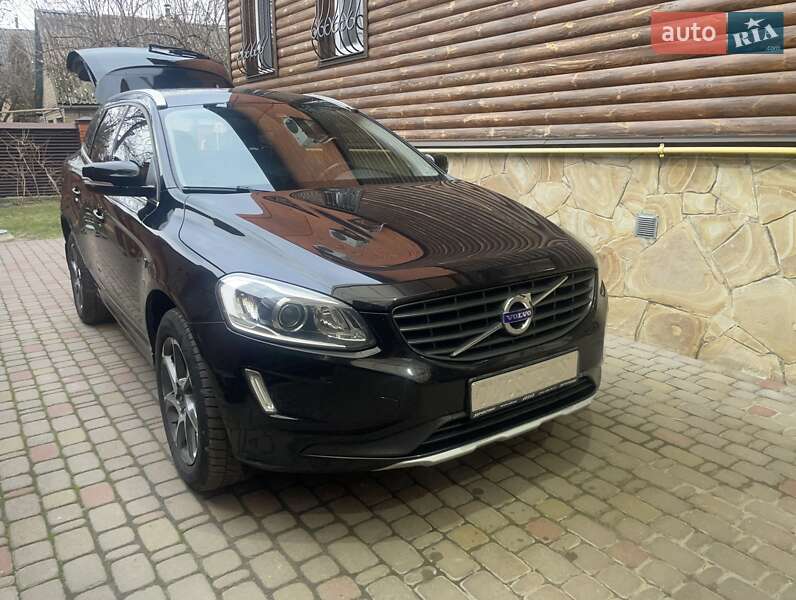 Позашляховик / Кросовер Volvo XC60 2016 в Києві