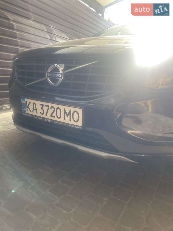 Позашляховик / Кросовер Volvo XC60 2016 в Києві