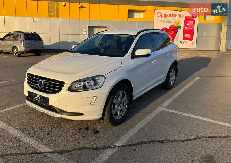 Позашляховик / Кросовер Volvo XC60 2013 в Львові