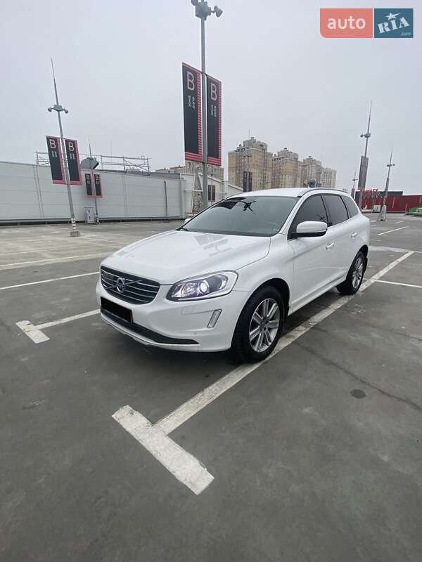 Позашляховик / Кросовер Volvo XC60 2017 в Києві