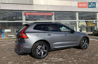 Внедорожник / Кроссовер Volvo XC60 2021 в 