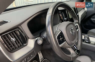Внедорожник / Кроссовер Volvo XC60 2021 в 