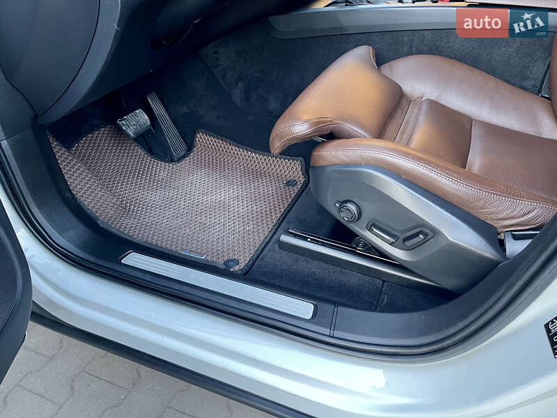 Внедорожник / Кроссовер Volvo XC60 2018 в Казатине