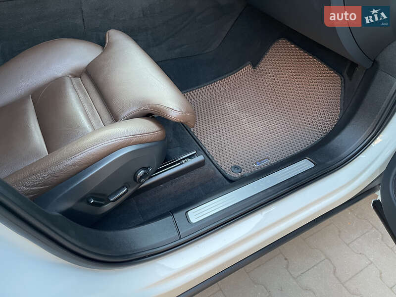 Внедорожник / Кроссовер Volvo XC60 2018 в Казатине