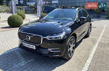 Внедорожник / Кроссовер Volvo XC60 2019 в Киеве