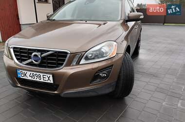 Внедорожник / Кроссовер Volvo XC60 2009 в 
