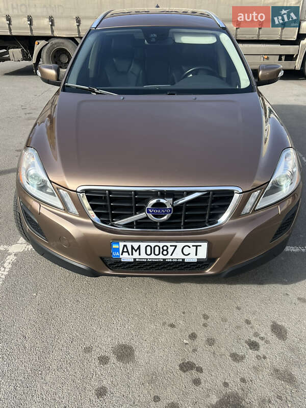 Внедорожник / Кроссовер Volvo XC60 2013 в Житомире