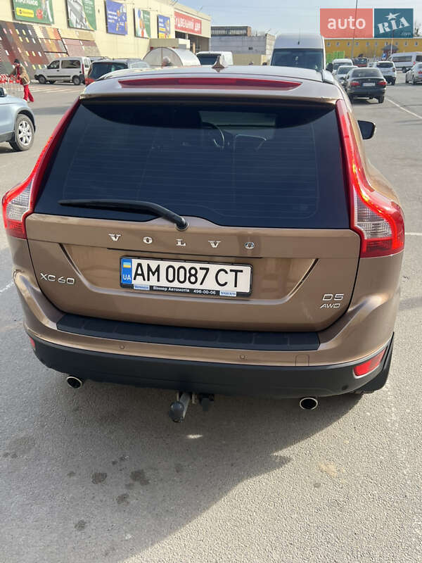 Внедорожник / Кроссовер Volvo XC60 2013 в Житомире