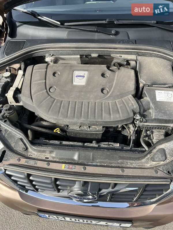 Внедорожник / Кроссовер Volvo XC60 2013 в Житомире