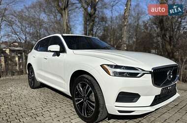 Внедорожник / Кроссовер Volvo XC60 2020 в 