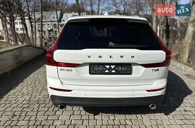 Внедорожник / Кроссовер Volvo XC60 2020 в 