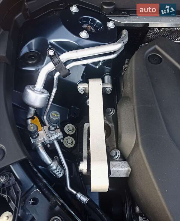 Внедорожник / Кроссовер Volvo XC60 2021 в Киеве