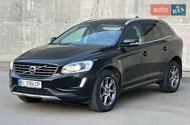 Внедорожник / Кроссовер Volvo XC60 2015 в Киеве