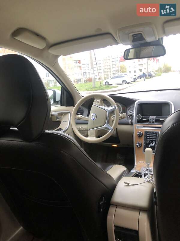 Внедорожник / Кроссовер Volvo XC60 2011 в Трускавце