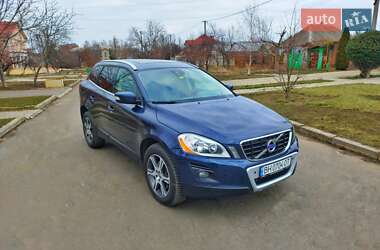 Внедорожник / Кроссовер Volvo XC60 2013 в 