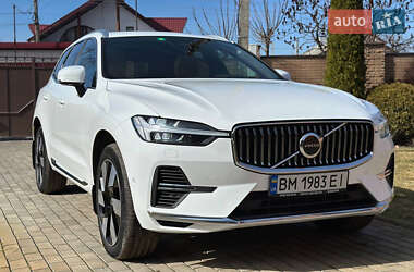 Внедорожник / Кроссовер Volvo XC60 2023 в 