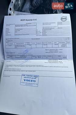 Внедорожник / Кроссовер Volvo XC60 2015 в 