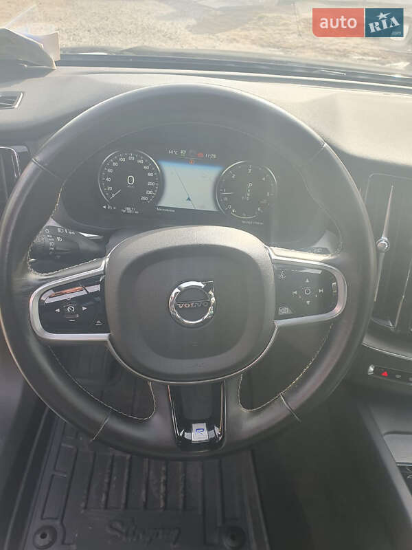 Внедорожник / Кроссовер Volvo XC60 2019 в Городке фото 8 Внедорожник / Кроссовер Volvo XC60 2019 в Городке