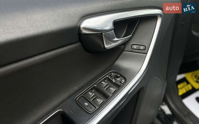 Внедорожник / Кроссовер Volvo XC60 2014 в Мукачево
