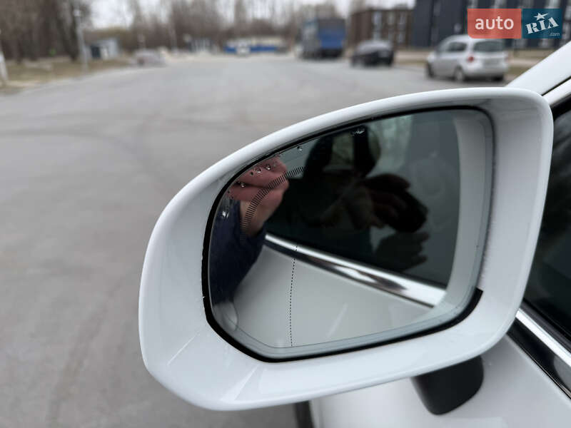 Внедорожник / Кроссовер Volvo XC60 2018 в Киеве фото 25 Внедорожник / Кроссовер Volvo XC60 2018 в Киеве