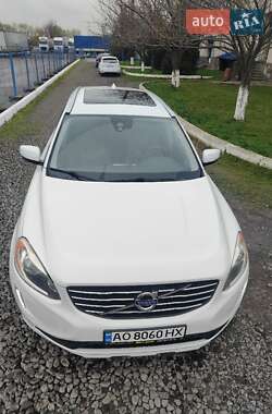 Внедорожник / Кроссовер Volvo XC60 2016 в 