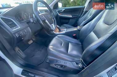 Внедорожник / Кроссовер Volvo XC60 2016 в 