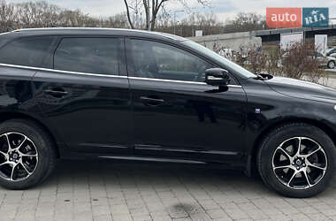 Внедорожник / Кроссовер Volvo XC60 2015 в 