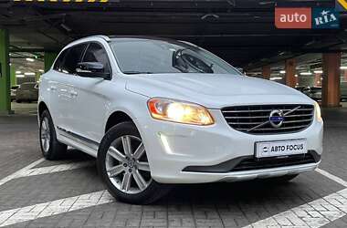 Внедорожник / Кроссовер Volvo XC60 2016 в 