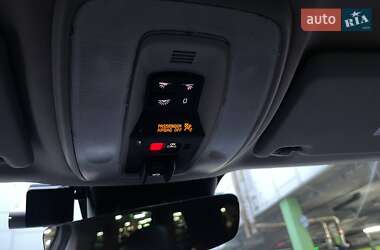 Внедорожник / Кроссовер Volvo XC60 2016 в 