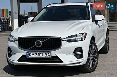 Внедорожник / Кроссовер Volvo XC60 2022 в 