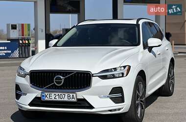 Внедорожник / Кроссовер Volvo XC60 2022 в 