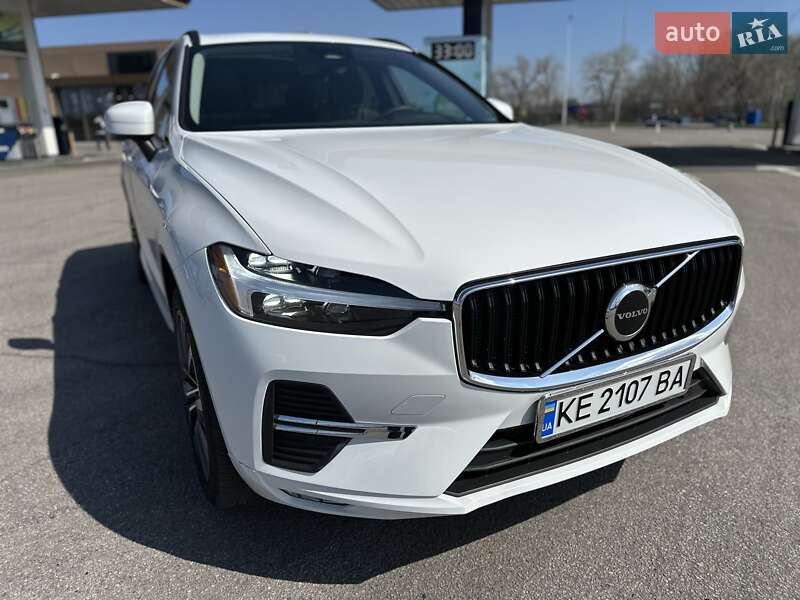 Позашляховик / Кросовер Volvo XC60 2022 в Дніпрі