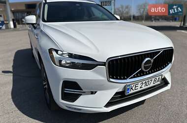 Внедорожник / Кроссовер Volvo XC60 2022 в 