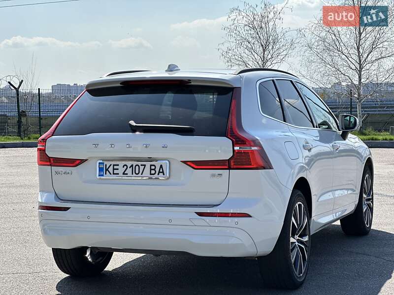 Позашляховик / Кросовер Volvo XC60 2022 в Дніпрі