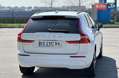Внедорожник / Кроссовер Volvo XC60 2022 в 