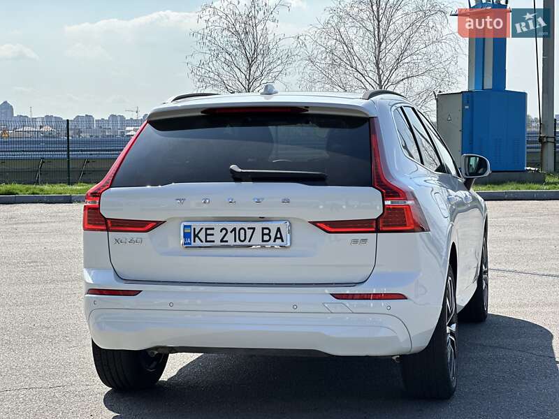 Позашляховик / Кросовер Volvo XC60 2022 в Дніпрі